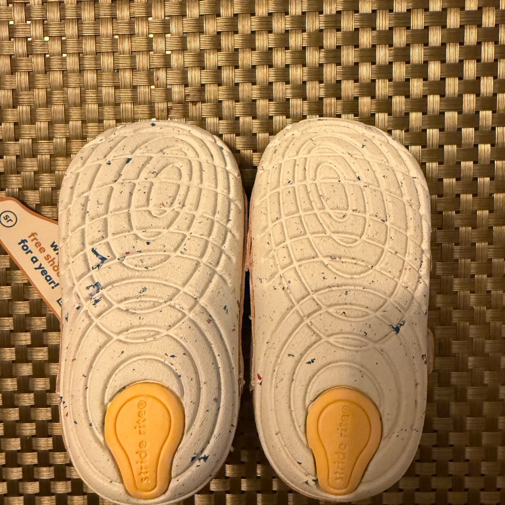 Stride Rite Reed Infant Shoes - Picture 4 of 6